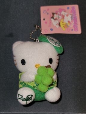 NWT-Sanrio My Sweet Piano Hello Kitty White and Green Grape Plush Keychain